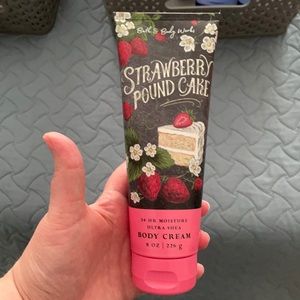 Bath and body works body cream